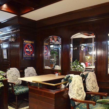 Guang Haw Hotel Tainan Esterno foto