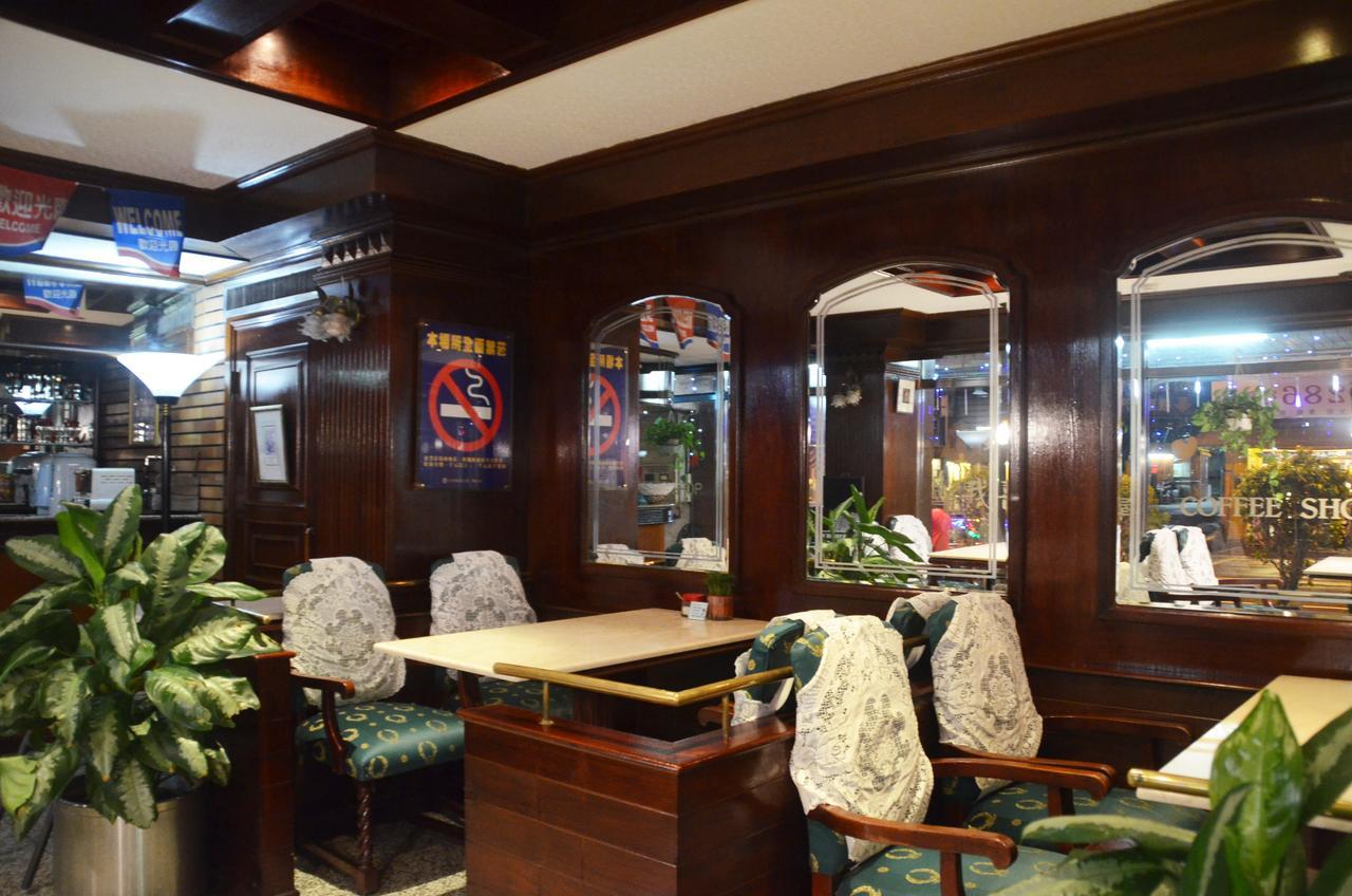 Guang Haw Hotel Tainan Esterno foto