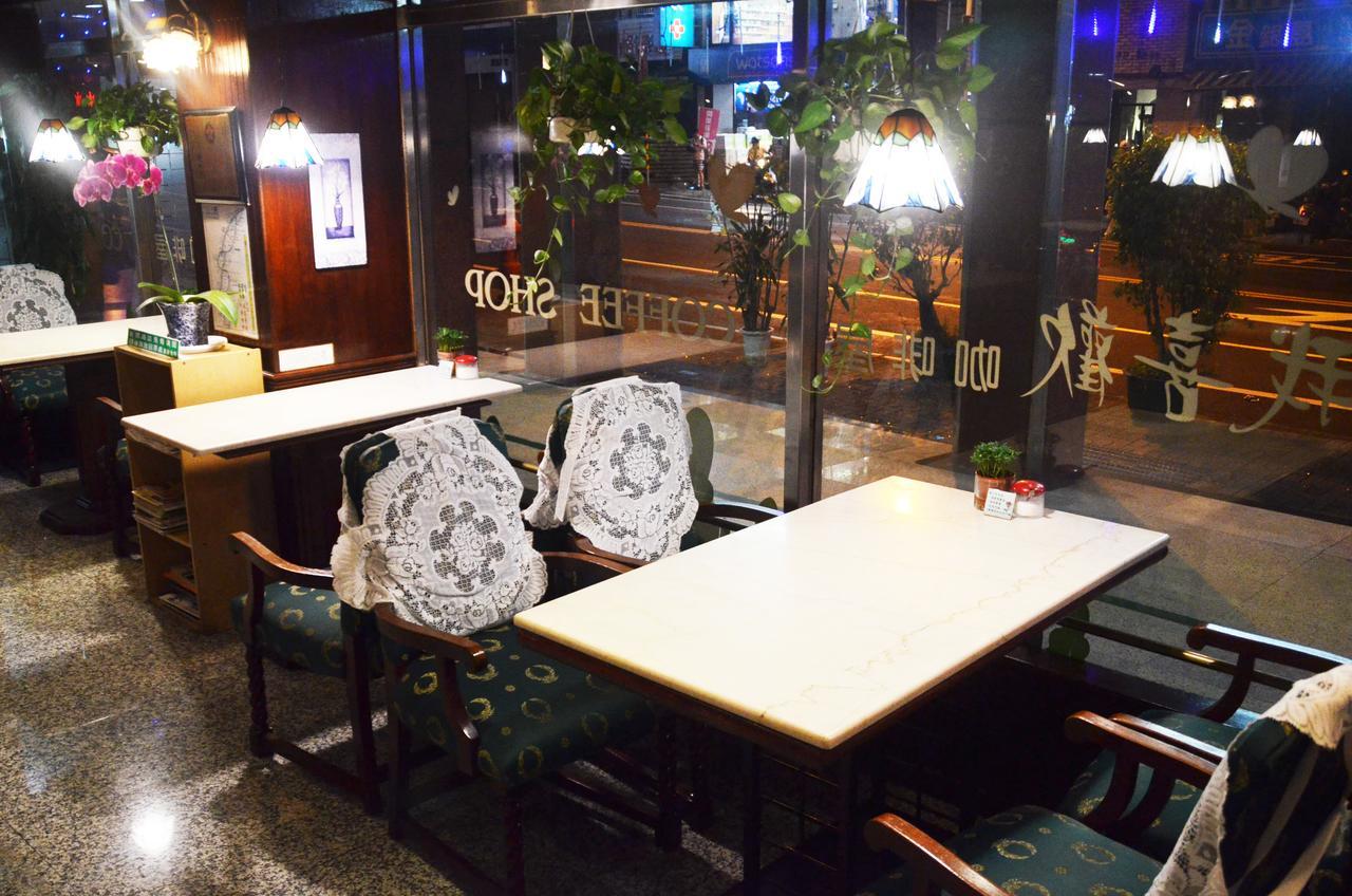 Guang Haw Hotel Tainan Esterno foto