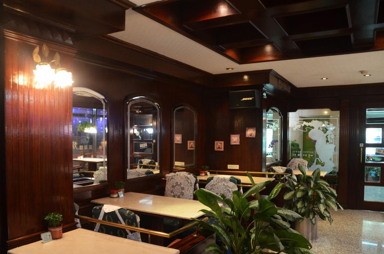 Guang Haw Hotel Tainan Esterno foto